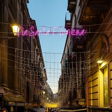 Filhome 44 Catania Bagian luar foto